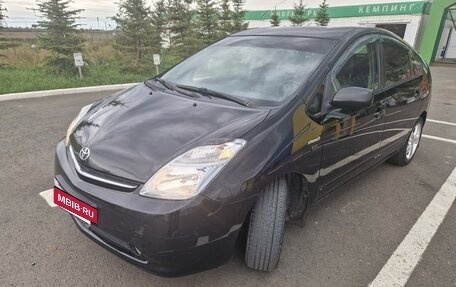 Toyota Prius, 2008 год, 695 000 рублей, 4 фотография