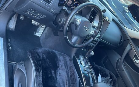 Infiniti QX70, 2017 год, 4 000 000 рублей, 11 фотография