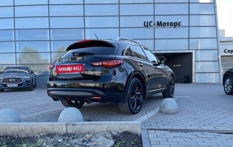 Infiniti QX70, 2017 год, 4 000 000 рублей, 9 фотография
