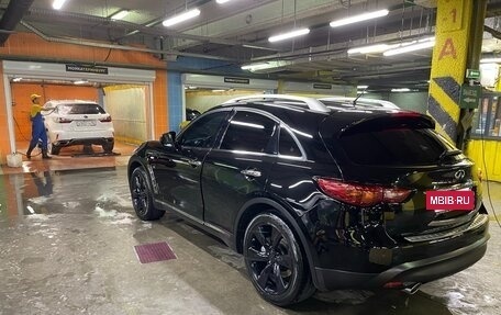 Infiniti QX70, 2017 год, 4 000 000 рублей, 18 фотография