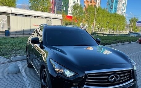 Infiniti QX70, 2017 год, 4 000 000 рублей, 4 фотография