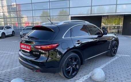Infiniti QX70, 2017 год, 4 000 000 рублей, 8 фотография