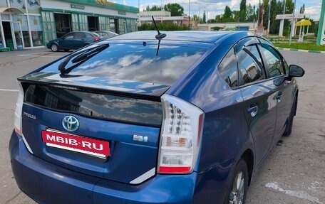 Toyota Prius, 2010 год, 1 100 000 рублей, 4 фотография