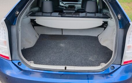 Toyota Prius, 2010 год, 1 100 000 рублей, 18 фотография