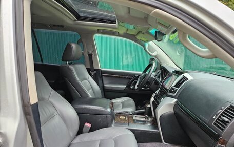 Toyota Land Cruiser 200, 2008 год, 2 760 000 рублей, 9 фотография