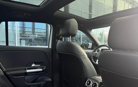 Mercedes-Benz GLA, 2022 год, 2 260 000 рублей, 16 фотография