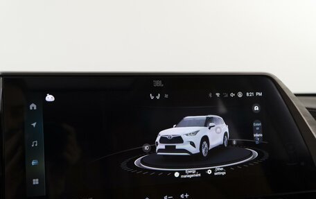 Toyota Highlander, 2025 год, 5 616 000 рублей, 27 фотография