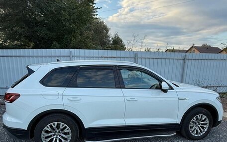 Volkswagen Touareg III, 2019 год, 4 200 000 рублей, 4 фотография