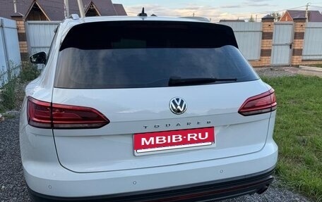 Volkswagen Touareg III, 2019 год, 4 200 000 рублей, 3 фотография