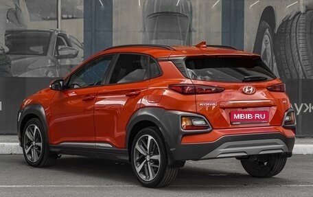 Hyundai Kona I, 2019 год, 1 949 000 рублей, 2 фотография