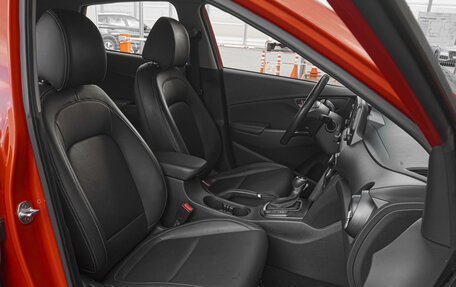 Hyundai Kona I, 2019 год, 1 949 000 рублей, 8 фотография