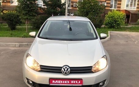 Volkswagen Golf VI, 2011 год, 700 000 рублей, 1 фотография