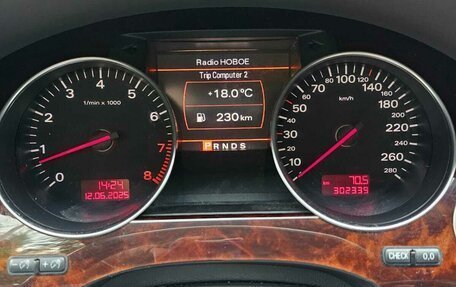 Audi A8, 2006 год, 815 000 рублей, 9 фотография