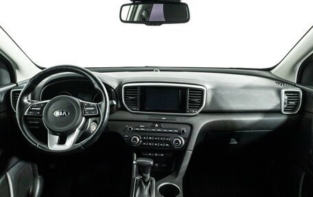 KIA Sportage IV рестайлинг, 2018 год, 2 149 777 рублей, 13 фотография