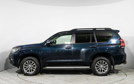 Toyota Land Cruiser Prado 150 рестайлинг 2, 2018 год, 3 989 700 рублей, 8 фотография