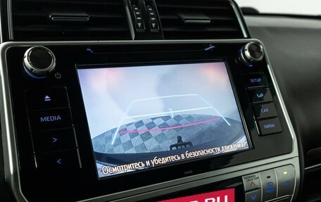 Toyota Land Cruiser Prado 150 рестайлинг 2, 2018 год, 3 989 700 рублей, 21 фотография