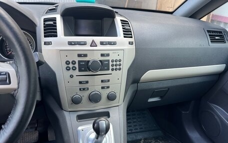Opel Zafira B, 2008 год, 450 000 рублей, 9 фотография