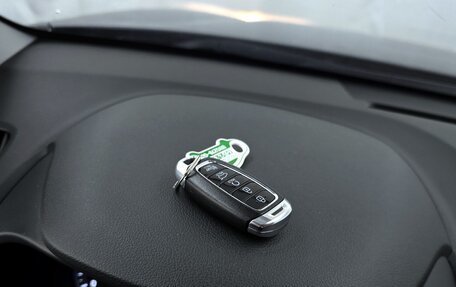 Hyundai Kona I, 2021 год, 1 500 000 рублей, 18 фотография