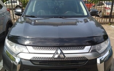 Mitsubishi Outlander III рестайлинг 3, 2019 год, 1 699 000 рублей, 1 фотография