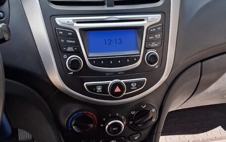 Hyundai Solaris II рестайлинг, 2013 год, 750 000 рублей, 8 фотография