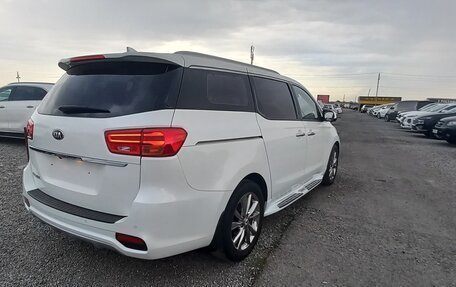KIA Carnival III, 2019 год, 2 800 000 рублей, 11 фотография