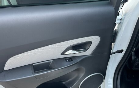 Chevrolet Cruze II, 2013 год, 985 000 рублей, 12 фотография