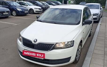 Skoda Rapid I, 2017 год, 1 100 000 рублей, 9 фотография