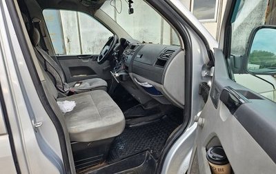 Volkswagen Transporter T5 рестайлинг, 2006 год, 450 000 рублей, 1 фотография