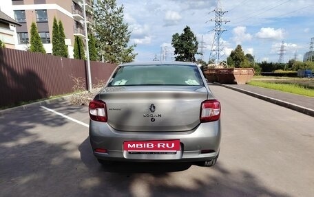 Renault Logan II, 2018 год, 890 000 рублей, 3 фотография