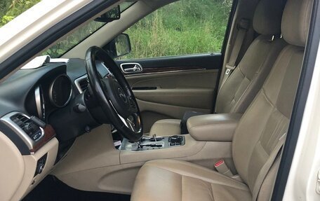 Jeep Grand Cherokee, 2011 год, 1 650 000 рублей, 12 фотография