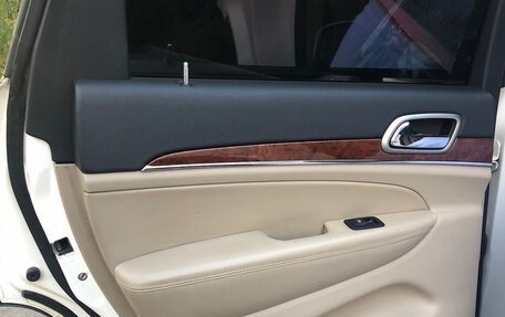 Jeep Grand Cherokee, 2011 год, 1 650 000 рублей, 16 фотография