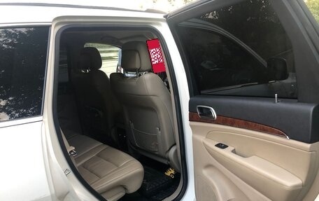 Jeep Grand Cherokee, 2011 год, 1 650 000 рублей, 21 фотография