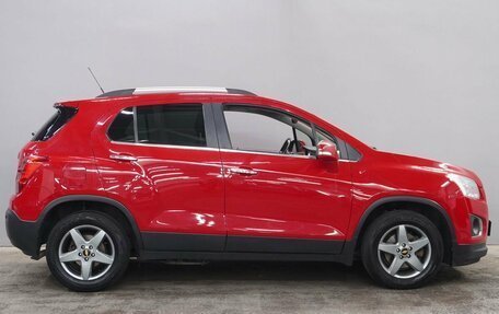 Chevrolet Tracker III, 2015 год, 920 000 рублей, 4 фотография