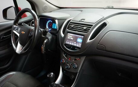 Chevrolet Tracker III, 2015 год, 920 000 рублей, 11 фотография