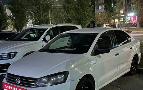 Volkswagen Polo VI (EU Market), 2018 год, 550 000 рублей, 2 фотография