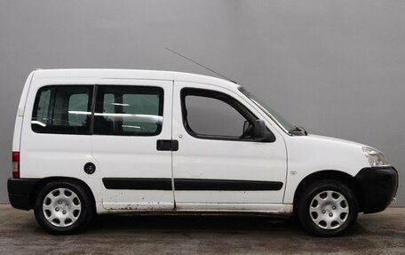Peugeot Partner II рестайлинг 2, 2011 год, 375 000 рублей, 8 фотография