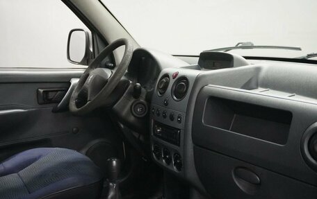 Peugeot Partner II рестайлинг 2, 2011 год, 375 000 рублей, 11 фотография