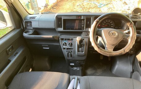 Daihatsu Hijet X, 2021 год, 987 000 рублей, 13 фотография