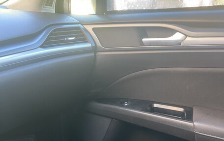 Ford Mondeo V, 2017 год, 990 000 рублей, 2 фотография
