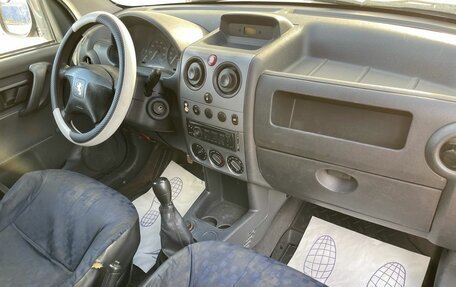 Peugeot Partner II рестайлинг 2, 2010 год, 299 000 рублей, 7 фотография