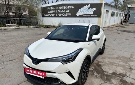 Toyota C-HR I рестайлинг, 2019 год, 1 960 000 рублей, 5 фотография