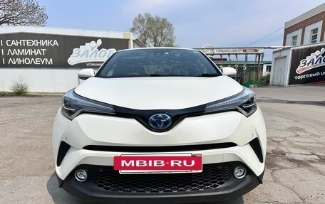 Toyota C-HR I рестайлинг, 2019 год, 1 960 000 рублей, 3 фотография