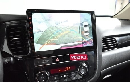 Mitsubishi Outlander III рестайлинг 3, 2019 год, 2 500 000 рублей, 15 фотография