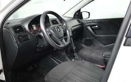 Volkswagen Polo VI (EU Market), 2016 год, 1 099 000 рублей, 17 фотография
