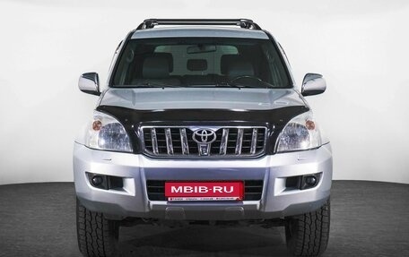 Toyota Land Cruiser Prado 120 рестайлинг, 2007 год, 2 200 000 рублей, 2 фотография