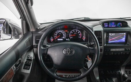 Toyota Land Cruiser Prado 120 рестайлинг, 2007 год, 2 200 000 рублей, 9 фотография