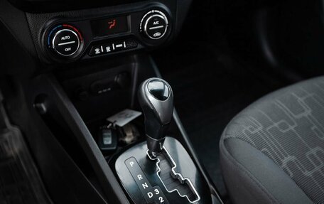 KIA Rio III рестайлинг, 2011 год, 800 000 рублей, 13 фотография