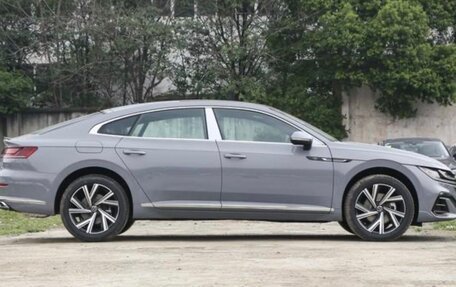 Volkswagen Passat CC, 2025 год, 3 550 000 рублей, 10 фотография