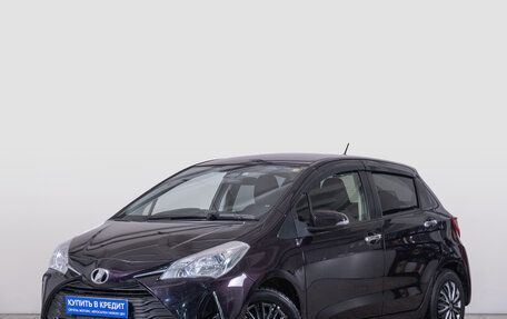 Toyota Vitz, 2018 год, 1 099 000 рублей, 2 фотография