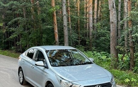 Hyundai Solaris II рестайлинг, 2017 год, 935 000 рублей, 6 фотография